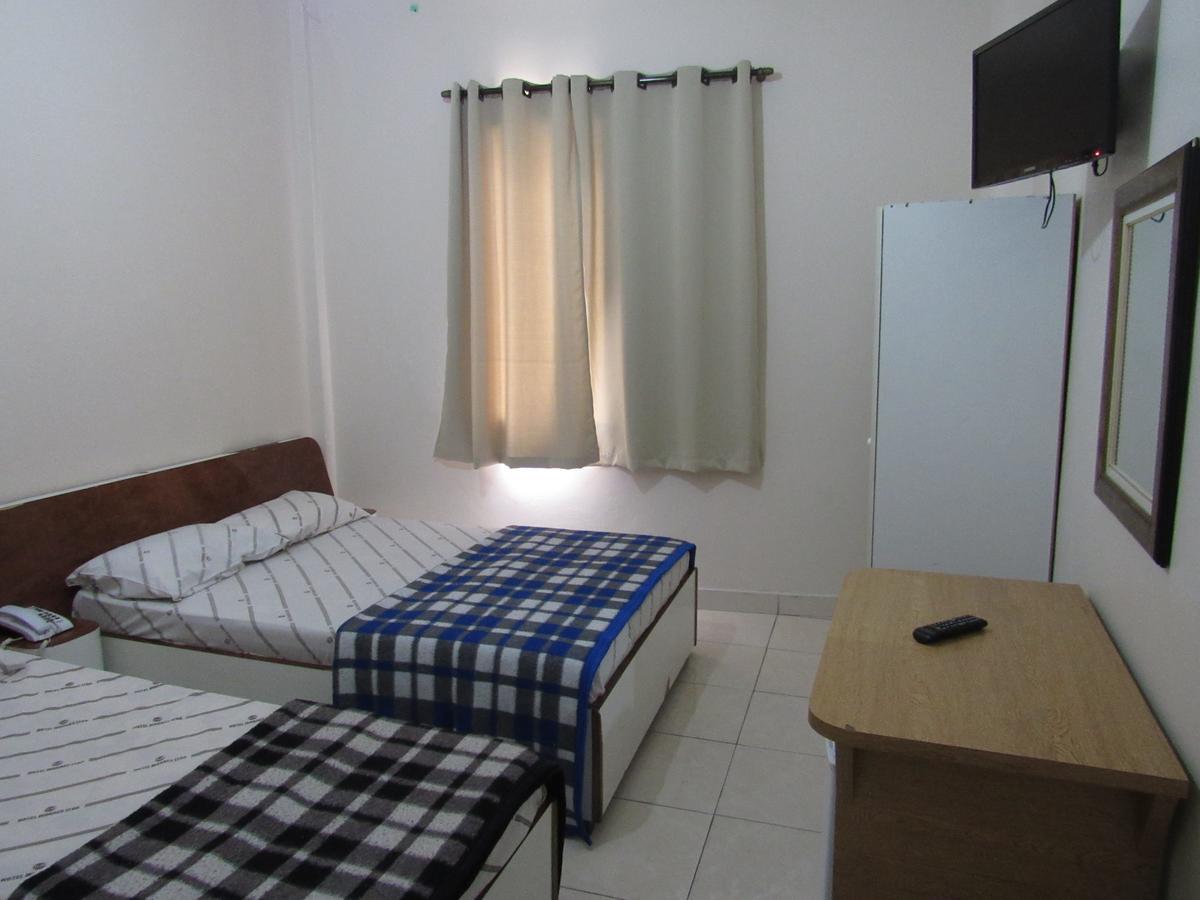 Hotel Moraes A 10 Minutos Da 25 De Marco,Bras,Bom Retiro,A 2 Minutos Do Mirante Sampa Sky E Pista De Skate Anhangabau Сао Паоло Екстериор снимка