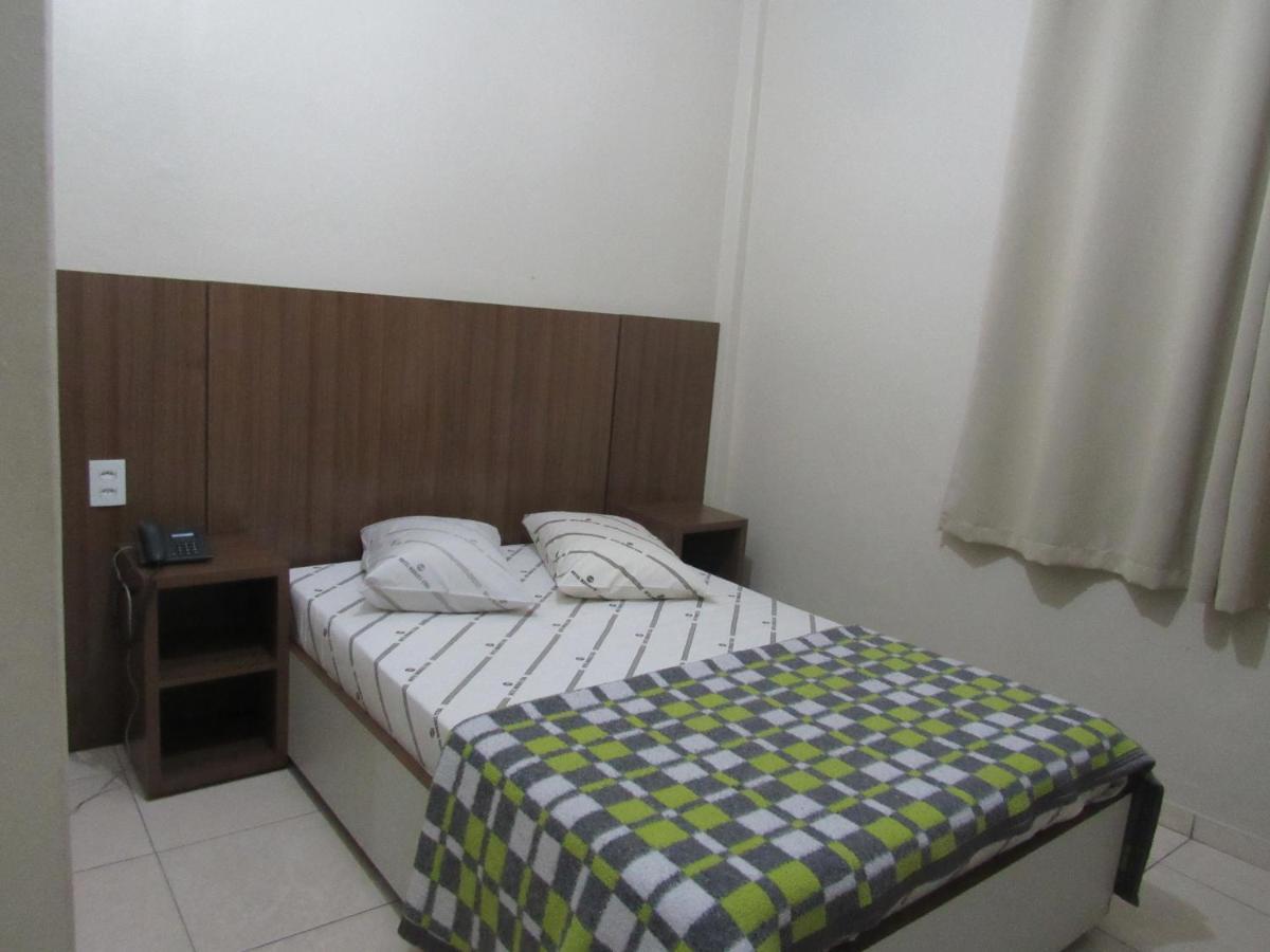 Hotel Moraes A 10 Minutos Da 25 De Marco,Bras,Bom Retiro,A 2 Minutos Do Mirante Sampa Sky E Pista De Skate Anhangabau Сао Паоло Екстериор снимка
